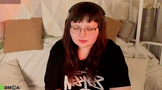 Niki_Glow Chat XXX in diretta