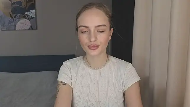 XXX chat uživo modela A_delina