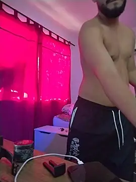 BadboyX333 élő XXX-chatje