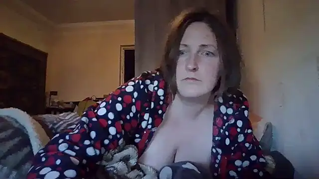 Chat +18 de AllaSowinskaya ao vivo
