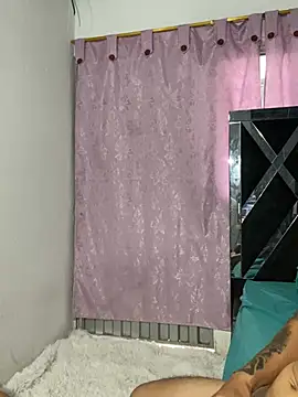 Valeriano-03 – Naživo XXX chat