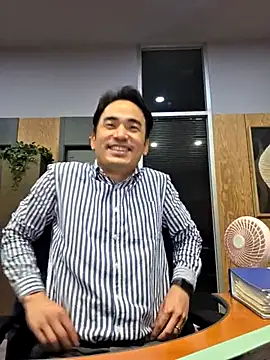 OnlyPants' Live XXX Chat