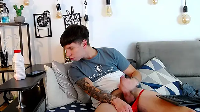 ThomasEdisonn's Live XXX Chat