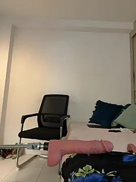 Viictoria-Jones - Lush in my ass