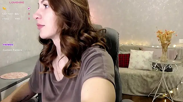 Naughty__Megan Obrolan Langsung XXX