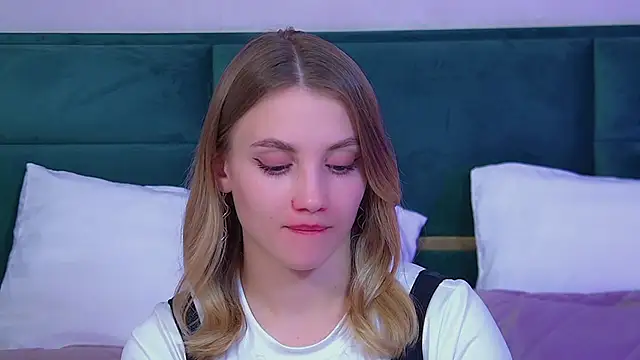 StacyEvances' Live XXX Chat