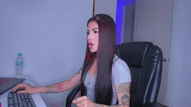 Czat XXX na żywo – Lisegg_