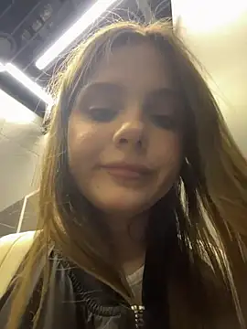Lunabelle_ - suck my finger looking in stranger eyes