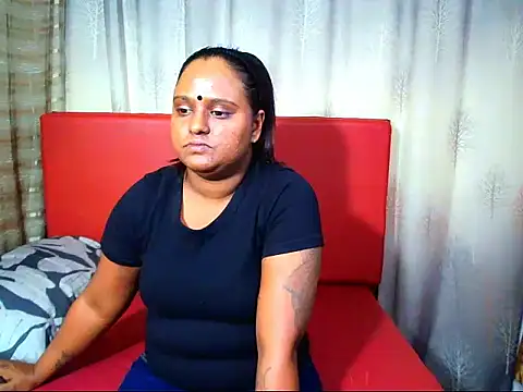 Indian_sunshine Adlı Modelin Canlı XXX Sohbeti