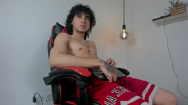 Онлайн чат XXX JackSavage_