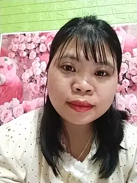 Chat +18 de Xuka_lyss ao vivo