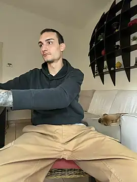 IamAlexei Adlı Modelin Canlı XXX Sohbeti