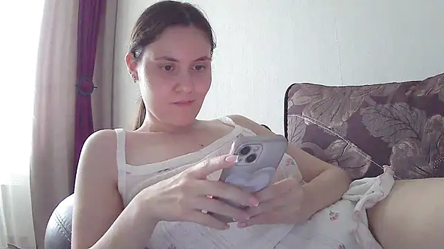 LanaLive Adlı Modelin Canlı XXX Sohbeti