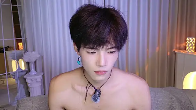 RenZengn Live XXX chat