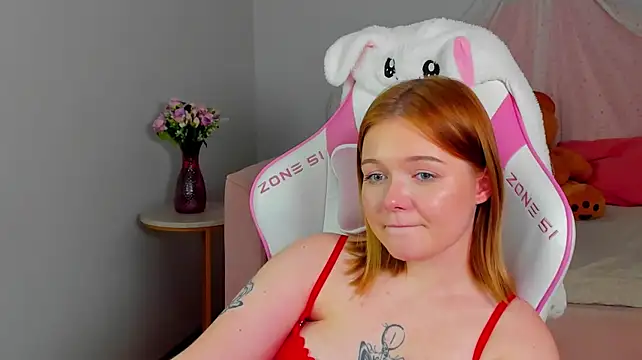 ElinaVale's Live XXX Chat