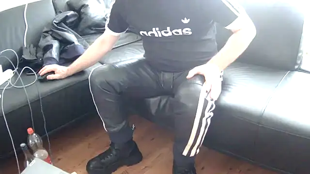 XXX chat uživo modela buffaloleather