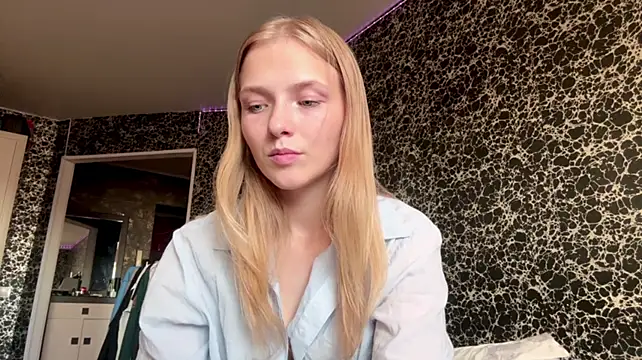 KaseyVentur - Stand up and turn around move butt:)