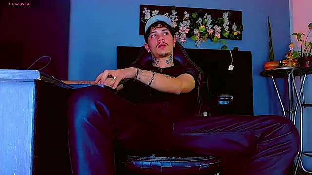 Chat +18 de HannibalLester ao vivo