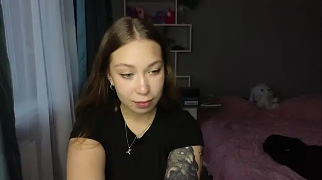 XXX chat uživo modela AmiriLain