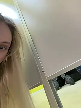 Chat +18 de Pink_Kiss ao vivo