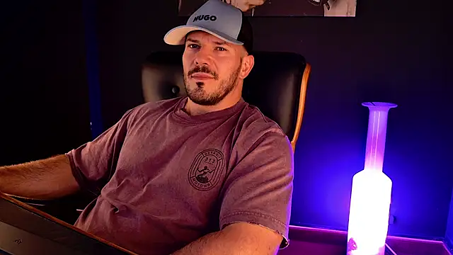AngeloEric Chat XXX live