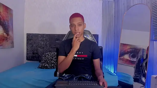 Chat +18 de luccas_lowee ao vivo