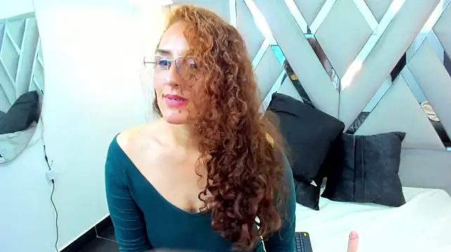 EvansHills - cowgirl dildo in reverse