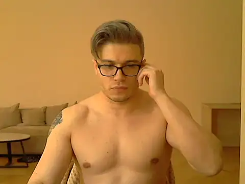 thuglife26 Adlı Modelin Canlı XXX Sohbeti