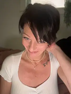 MilfOfDreams Live XXX Chat