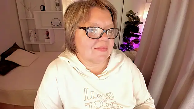 Shannonshine's Live XXX Chat