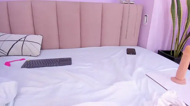 camila_scoth's Live XXX Chat