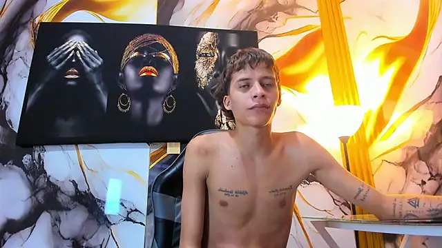 Živý XXX chat mono_blonde