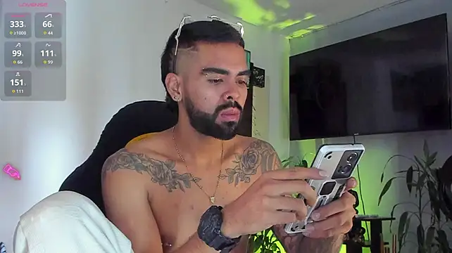 Chatroom XXX en direct de _kameron9811