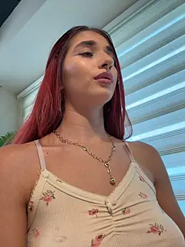XXX chat uživo modela VixenRosse