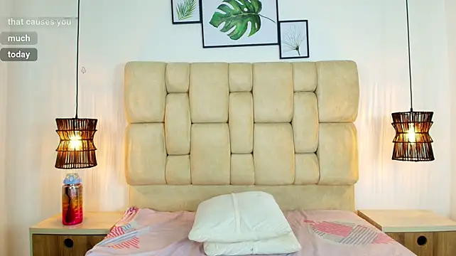 Mila_saint1 - Masturbate with a dildo for 5 minute🍆💦
