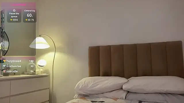 XXX chat uživo modela callMeMartina_Lyn