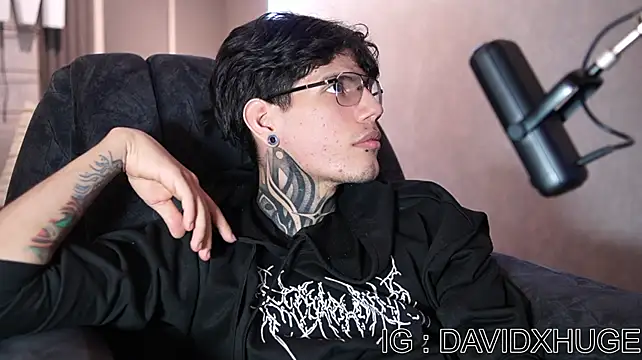 David__Huge's Live XXX Chat
