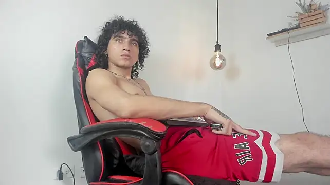 Онлайн чат XXX JackSavage_