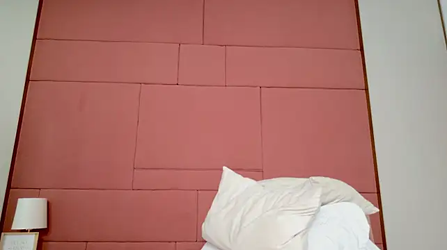 LilouKat - Riding + cumshow