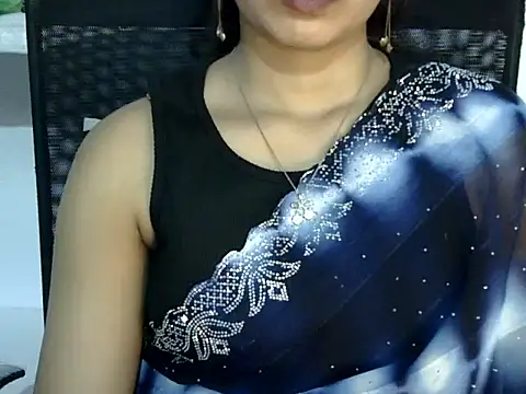 Shab_M Adlı Modelin Canlı XXX Sohbeti