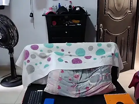 Živý XXX chat Zac_Efront