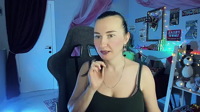 Golden_Dragon – Naživo XXX chat