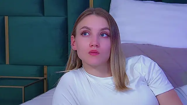 StacyEvances Chat XXX live