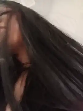 SOFI__10 Adlı Modelin Canlı XXX Sohbeti