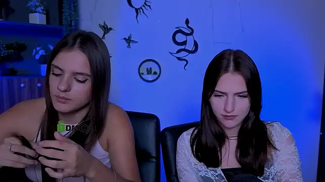 XXX chat uživo modela lisa_dark_