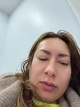 IAmScarlettLove - 🍑 Two Holes One Squirt 💦