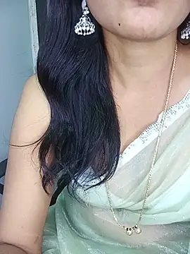 Pokazy przed kamerką – Deepa_kannadatelugu
