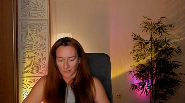 RebeccaMartinez's Live XXX Chat