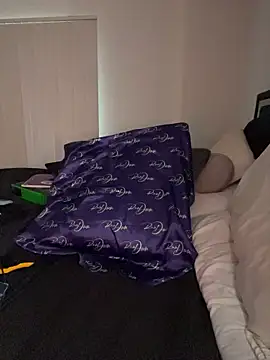 reecieofficialn Live XXX chat