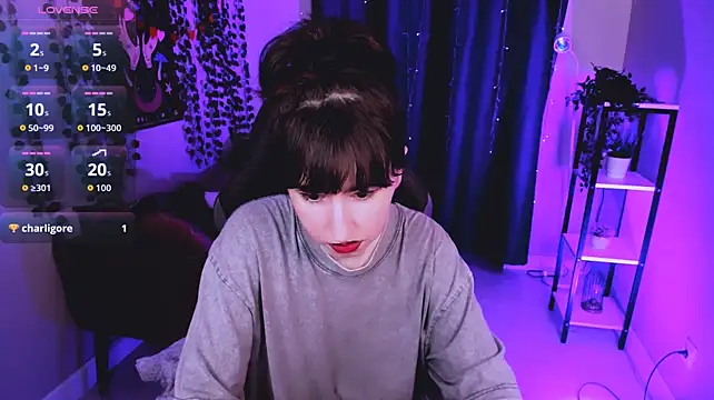 Czat XXX na żywo – Lily_xBabe